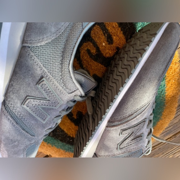 New Balance 420 olive/grey pre-owned - Picture 4 of 11